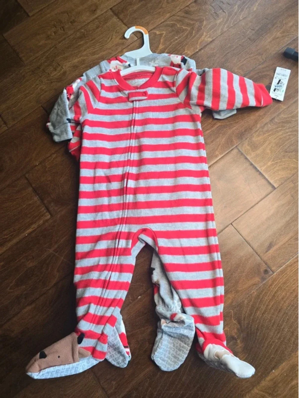 12m brand new christmas pajamas from carter's item, 64G6